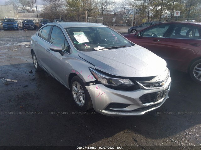 CHEVROLET CRUZE 2018 1g1be5sm2j7107995