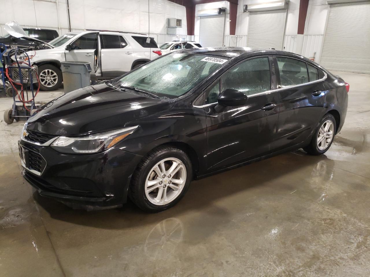 CHEVROLET CRUZE 2018 1g1be5sm2j7115692