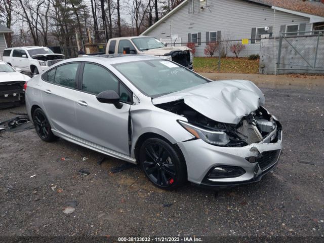 CHEVROLET CRUZE 2018 1g1be5sm2j7117331