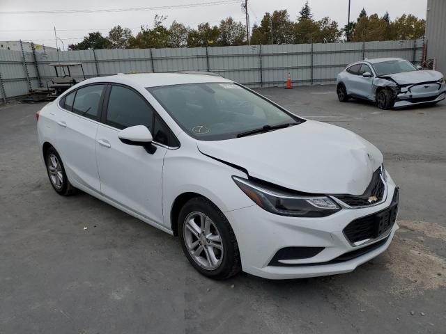 CHEVROLET CRUZE LT 2018 1g1be5sm2j7123047