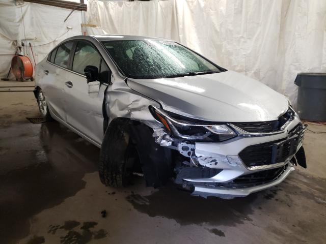 CHEVROLET CRUZE LT 2018 1g1be5sm2j7135246