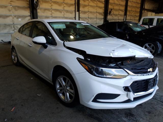 CHEVROLET CRUZE LT 2018 1g1be5sm2j7158459