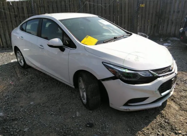 CHEVROLET CRUZE 2018 1g1be5sm2j7161846