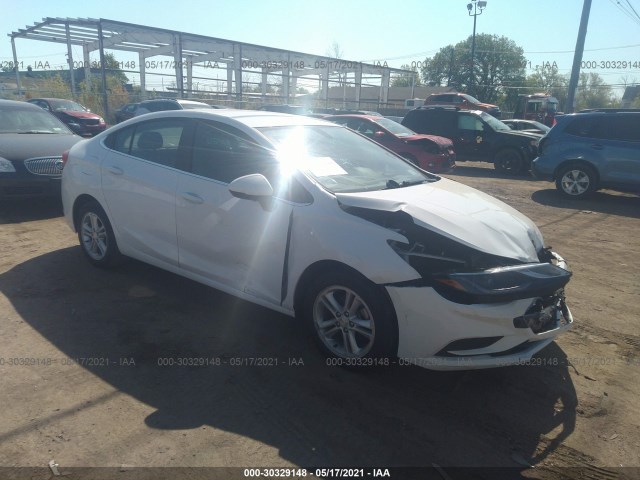 CHEVROLET CRUZE 2018 1g1be5sm2j7167338