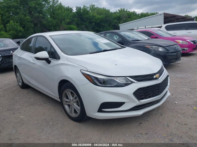 CHEVROLET CRUZE 2018 1g1be5sm2j7181126