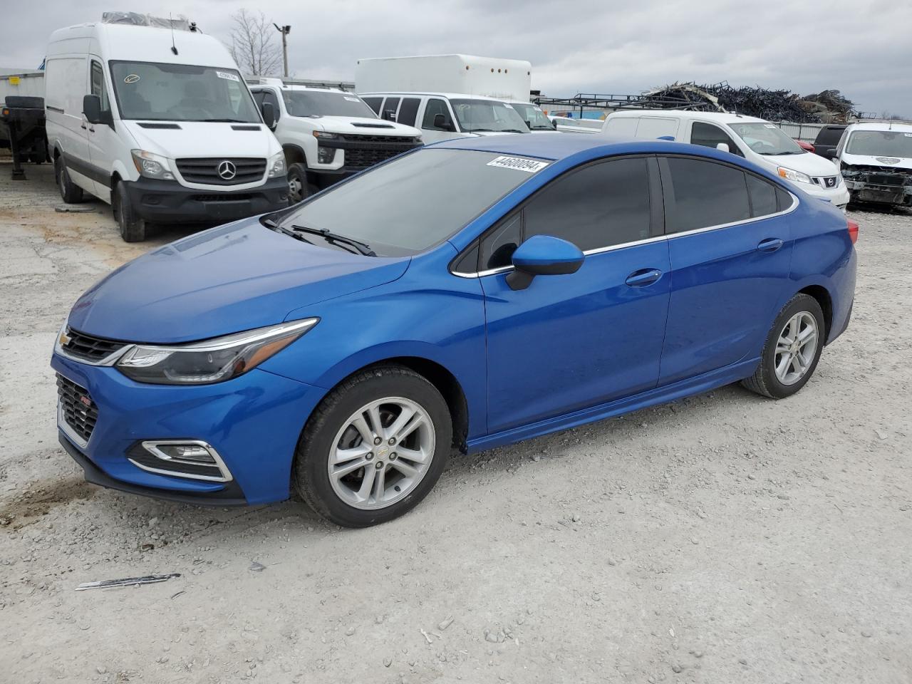 CHEVROLET CRUZE 2018 1g1be5sm2j7207174