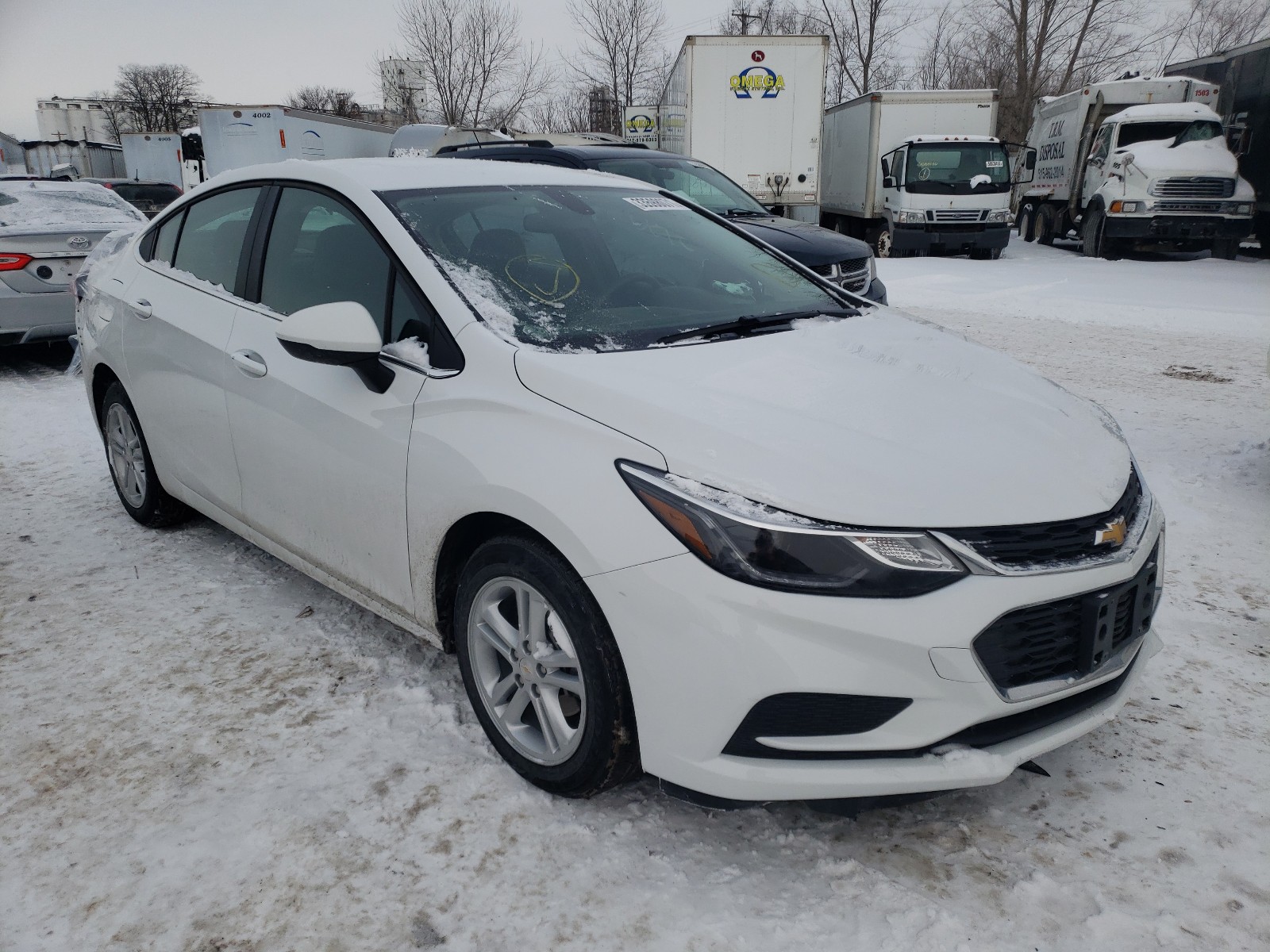 CHEVROLET CRUZE LT 2018 1g1be5sm2j7216893