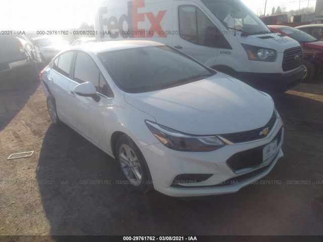 CHEVROLET CRUZE 2018 1g1be5sm2j7243267