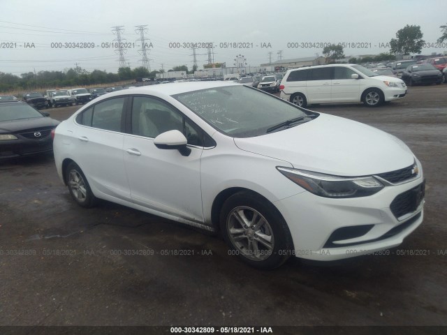 CHEVROLET CRUZE 2018 1g1be5sm2j7243883