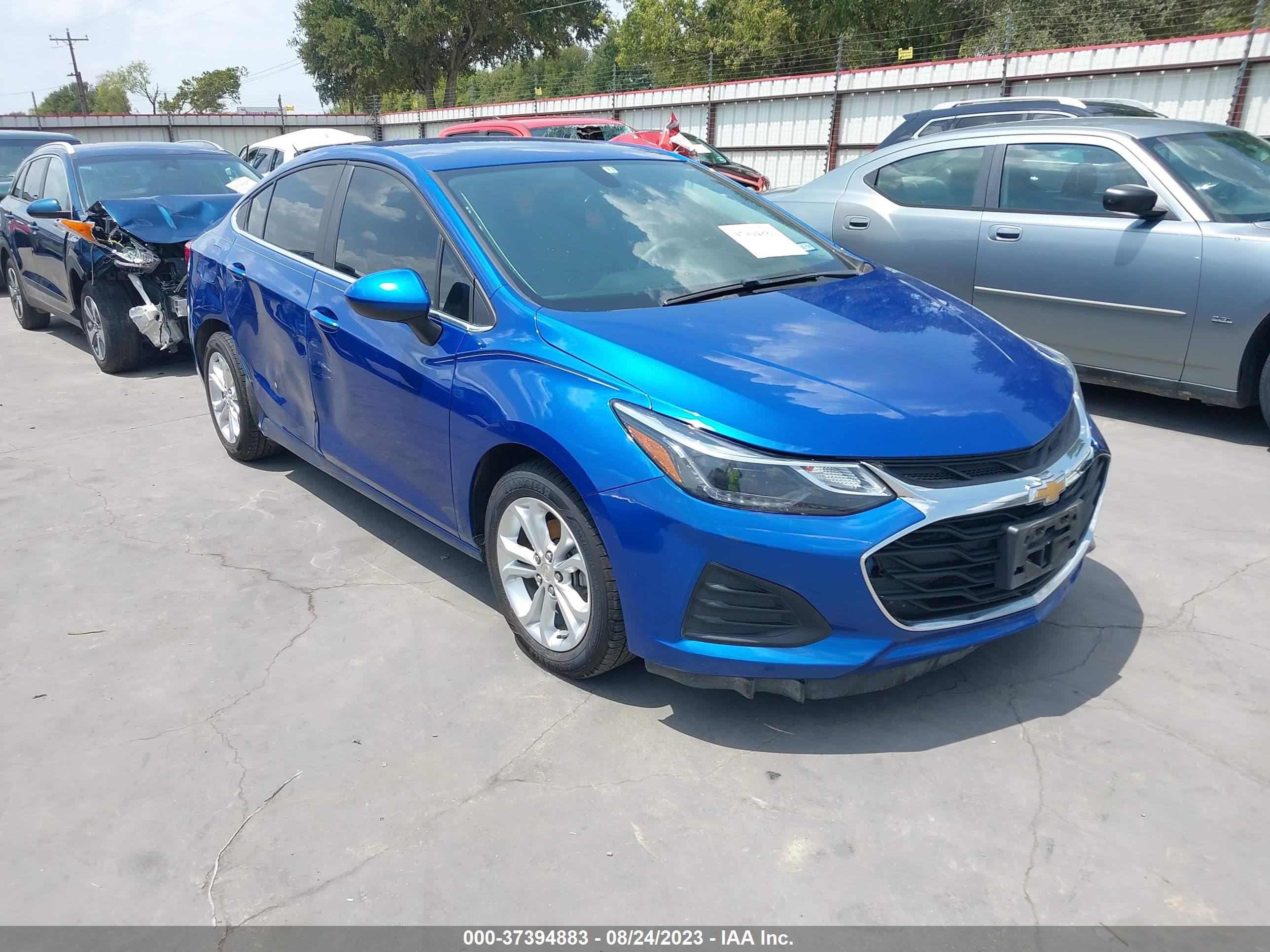 CHEVROLET CRUZE 2019 1g1be5sm2k7112132