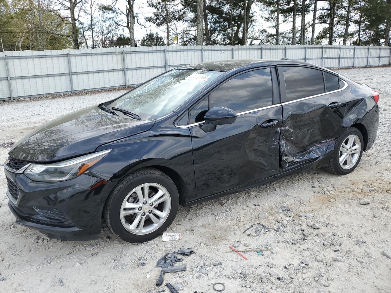 CHEVROLET CRUZE 2017 1g1be5sm3h7163549