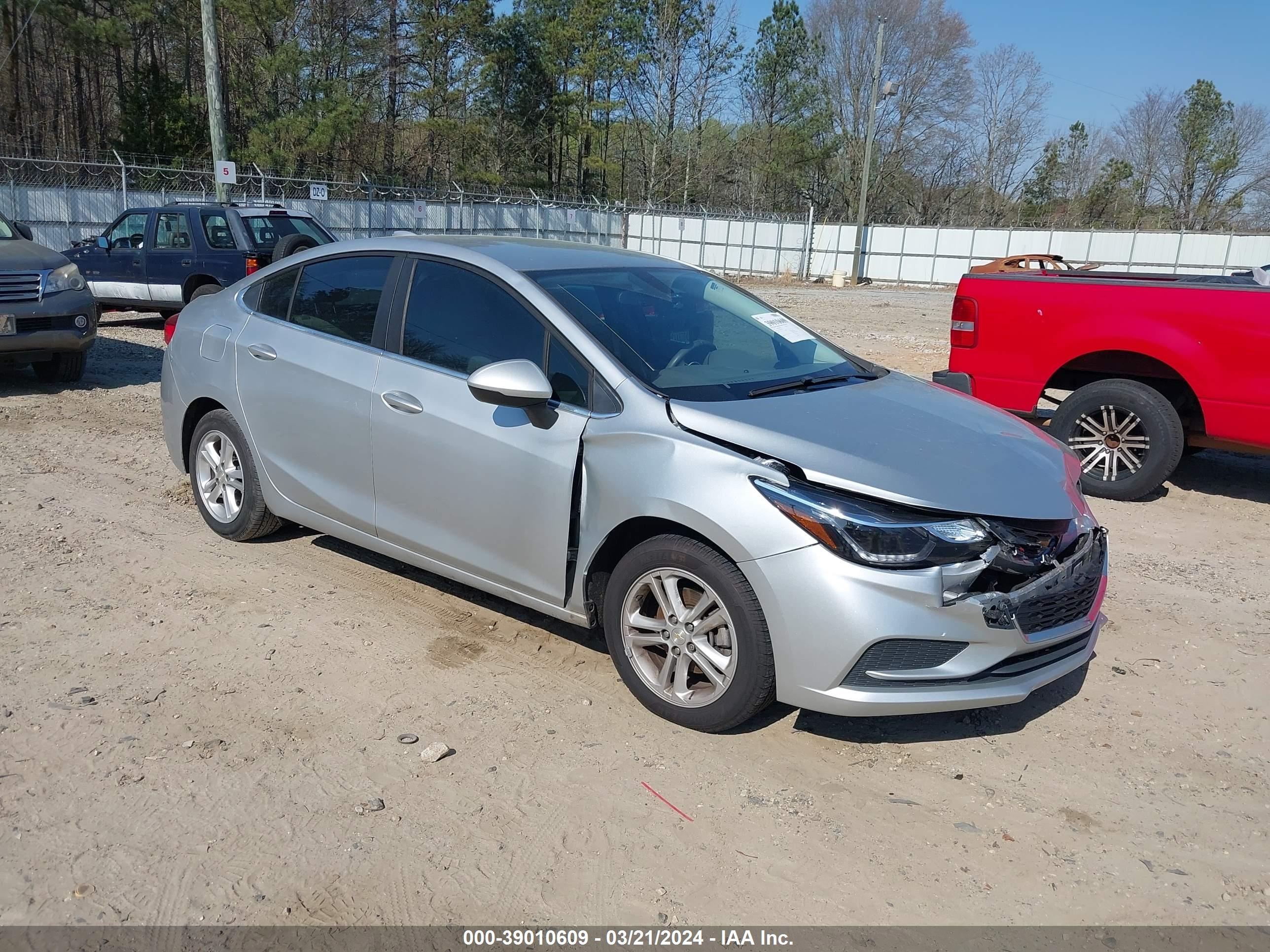 CHEVROLET CRUZE 2017 1g1be5sm3h7165060