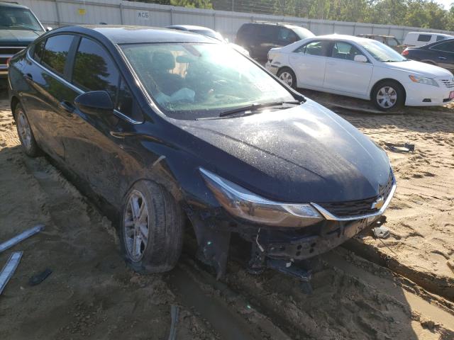 CHEVROLET CRUZE LT 2018 1g1be5sm3j7108251