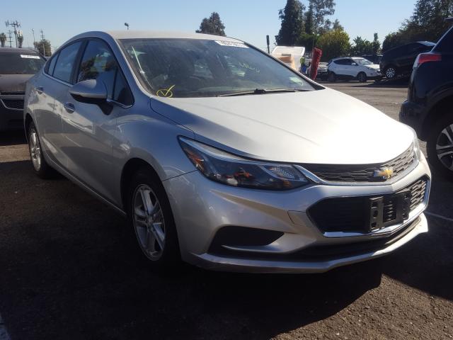 CHEVROLET CRUZE LT 2018 1g1be5sm3j7114177