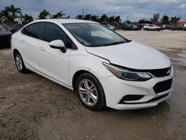 CHEVROLET CRUZE LT 2018 1g1be5sm3j7115006