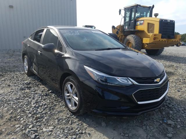 CHEVROLET CRUZE LT 2018 1g1be5sm3j7121873