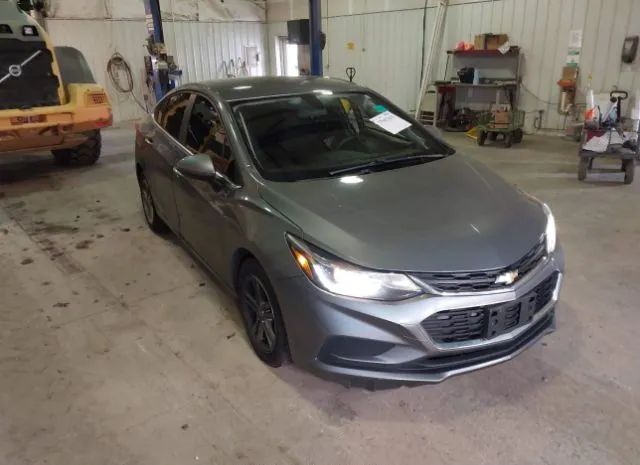 CHEVROLET CRUZE 2018 1g1be5sm3j7134235