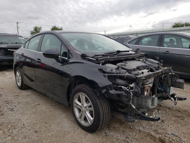 CHEVROLET CRUZE LT 2018 1g1be5sm3j7135594