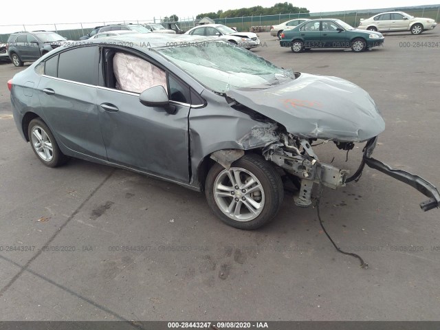 CHEVROLET CRUZE 2018 1g1be5sm3j7138026