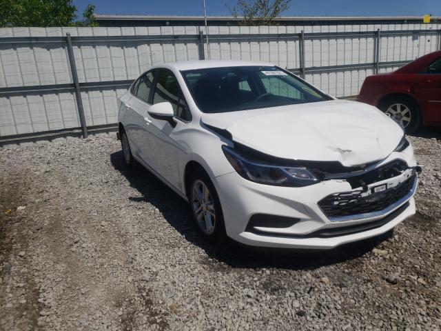 CHEVROLET CRUZE LT 2018 1g1be5sm3j7152394