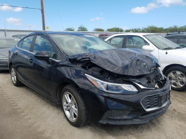 CHEVROLET CRUZE LT 2018 1g1be5sm3j7157448