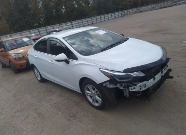 CHEVROLET CRUZE 2018 1g1be5sm3j7171995