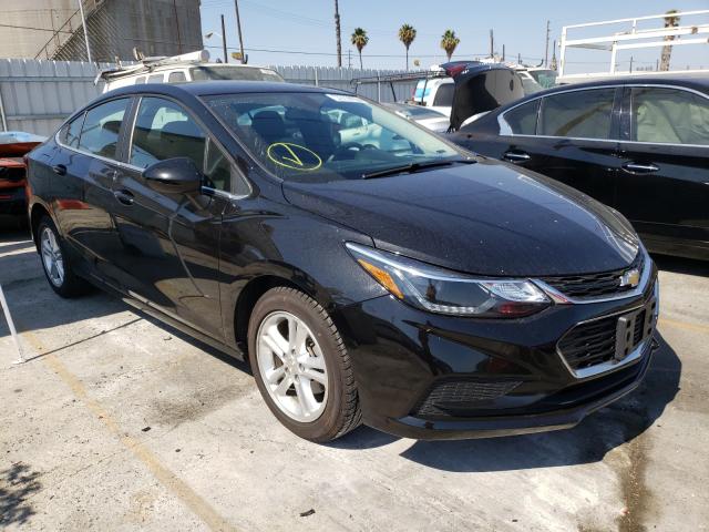 CHEVROLET CRUZE LT 2018 1g1be5sm3j7174539