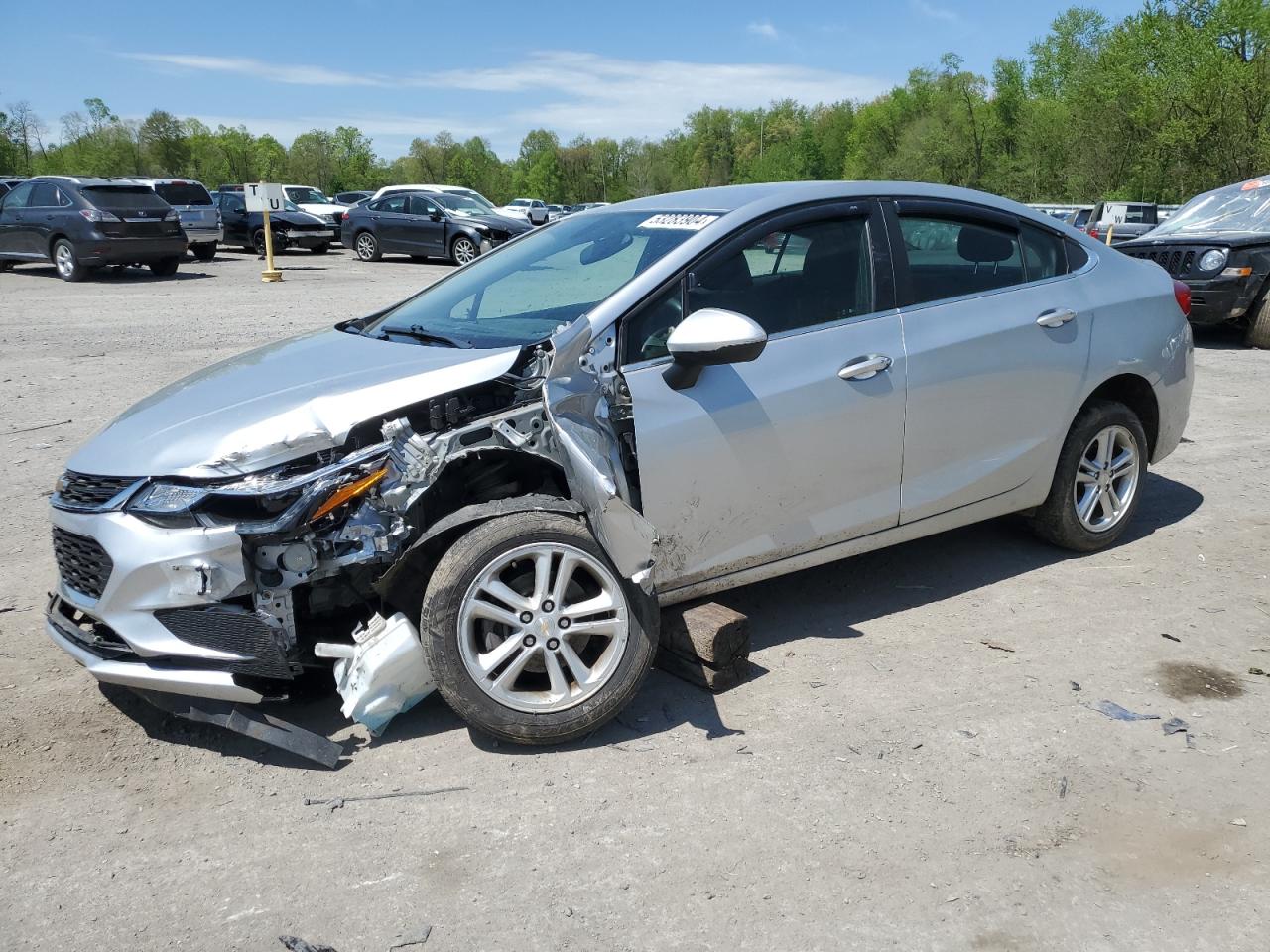 CHEVROLET CRUZE 2018 1g1be5sm3j7177974