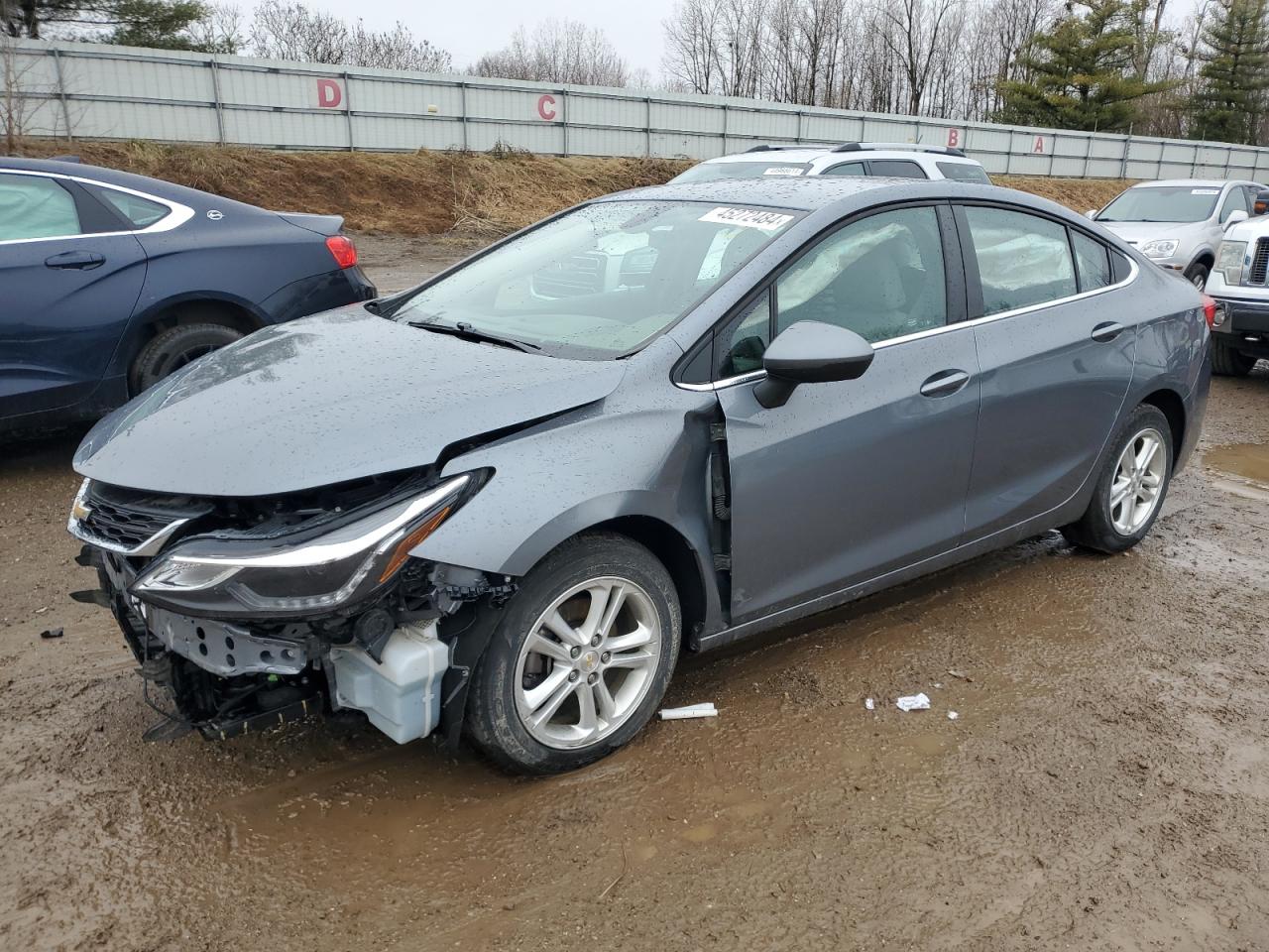 CHEVROLET CRUZE 2018 1g1be5sm3j7187386