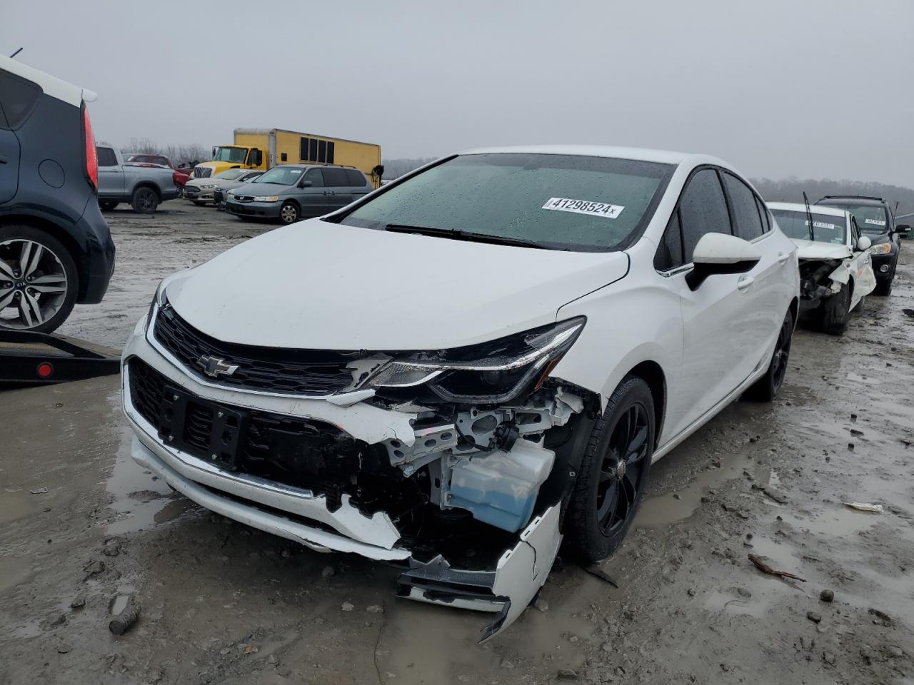 CHEVROLET CRUZE 2018 1g1be5sm3j7218572