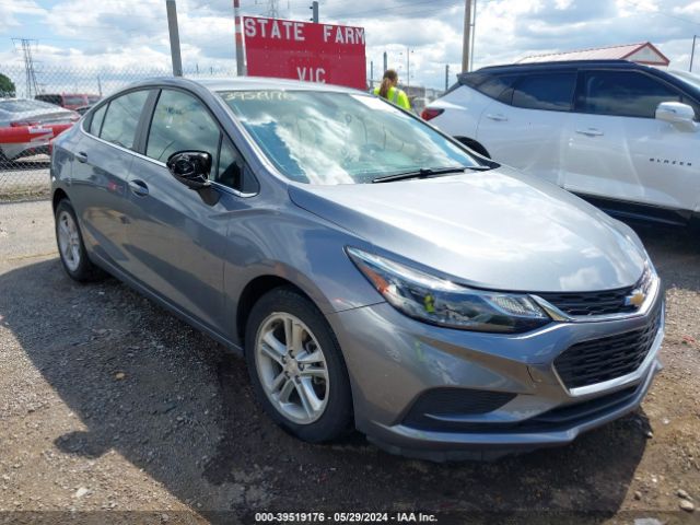 CHEVROLET CRUZE 2018 1g1be5sm3j7236487