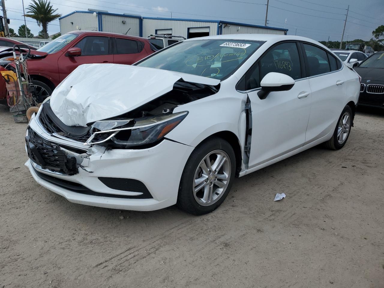 CHEVROLET CRUZE 2016 1g1be5sm4g7268924