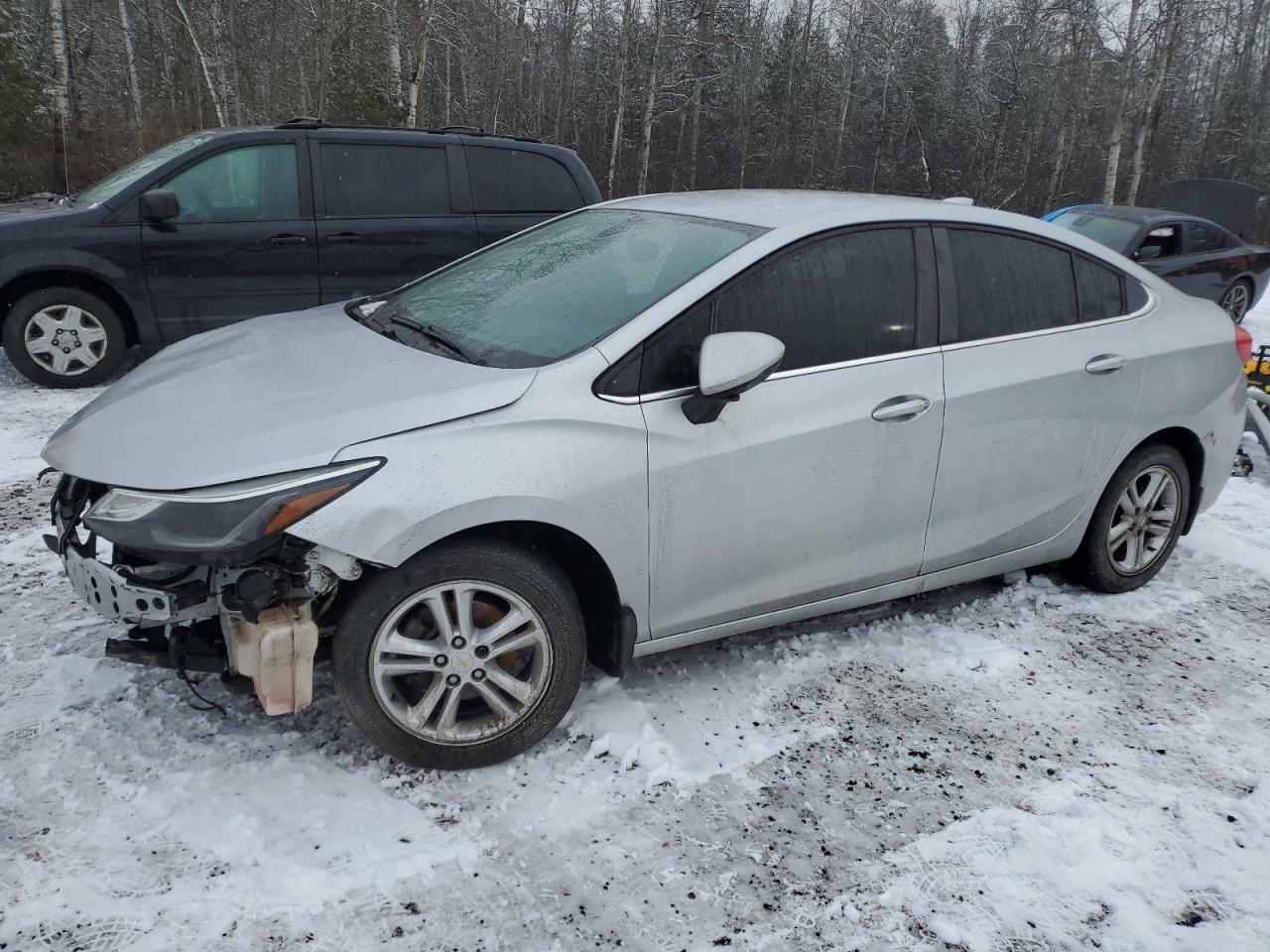 CHEVROLET CRUZE 2018 1g1be5sm4j7104998