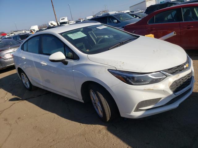 CHEVROLET CRUZE LT 2018 1g1be5sm4j7106167