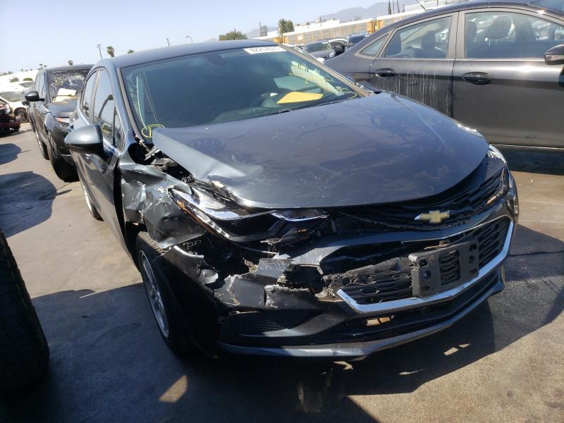 CHEVROLET CRUZE LT 2018 1g1be5sm4j7132140