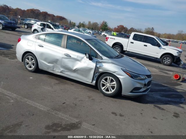 CHEVROLET CRUZE 2018 1g1be5sm4j7155773