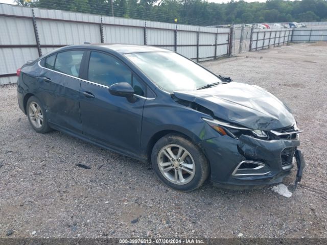 CHEVROLET CRUZE 2018 1g1be5sm4j7157281