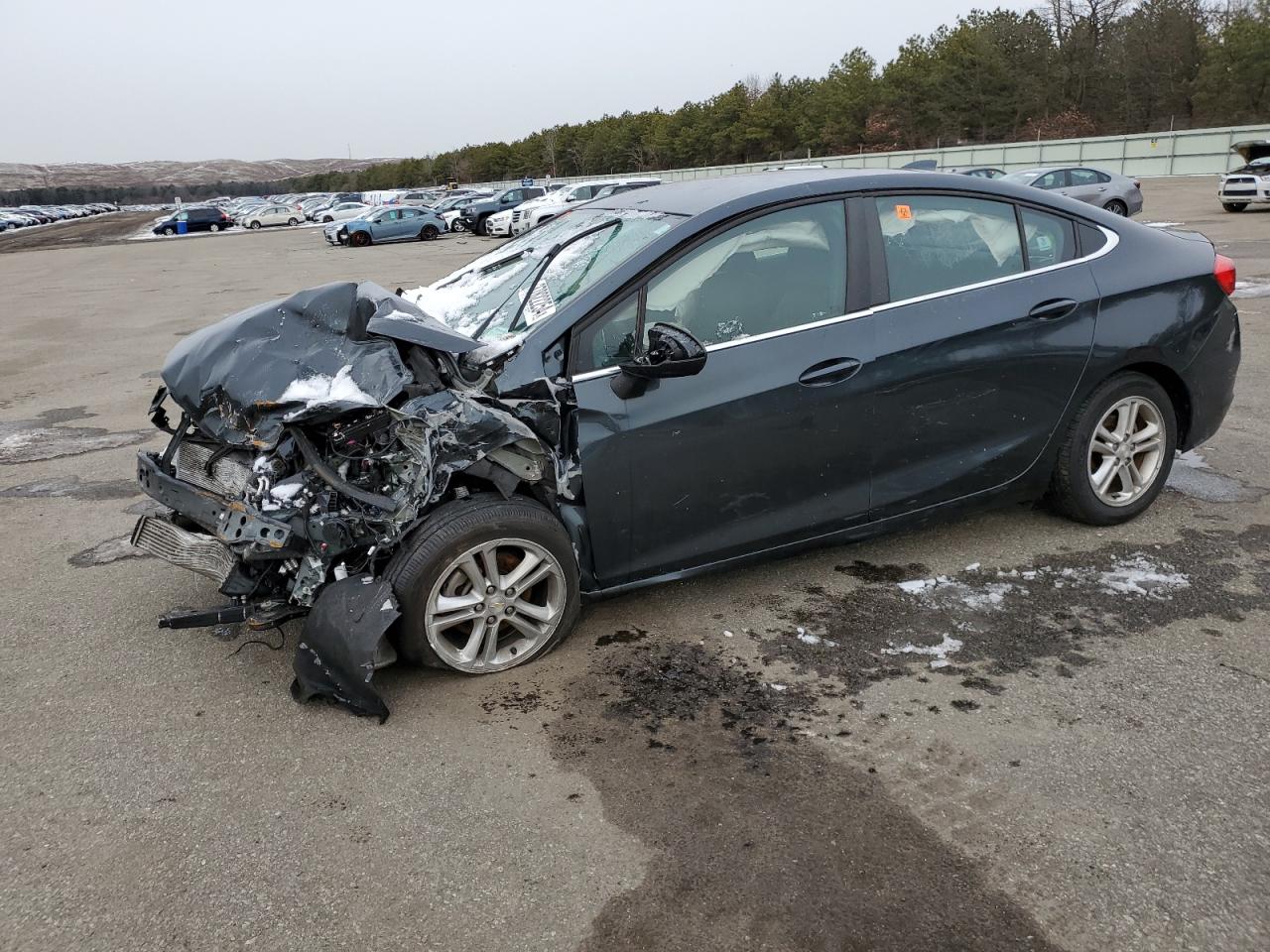 CHEVROLET CRUZE 2018 1g1be5sm4j7158933