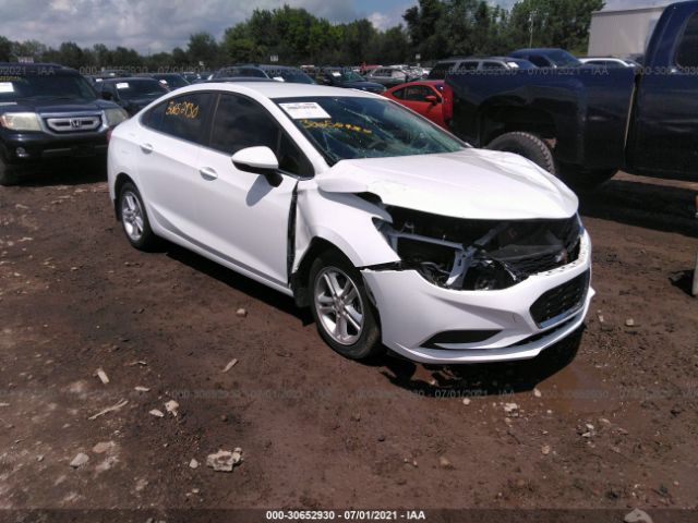 CHEVROLET CRUZE 2018 1g1be5sm4j7186229