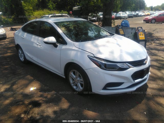 CHEVROLET CRUZE 2018 1g1be5sm4j7196436