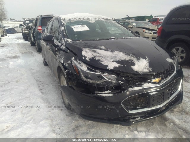 CHEVROLET CRUZE 2018 1g1be5sm4j7210755