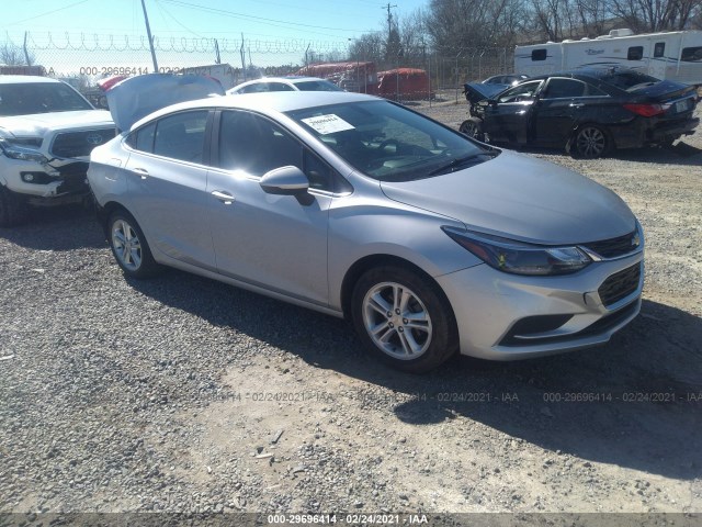 CHEVROLET CRUZE 2018 1g1be5sm4j7227670