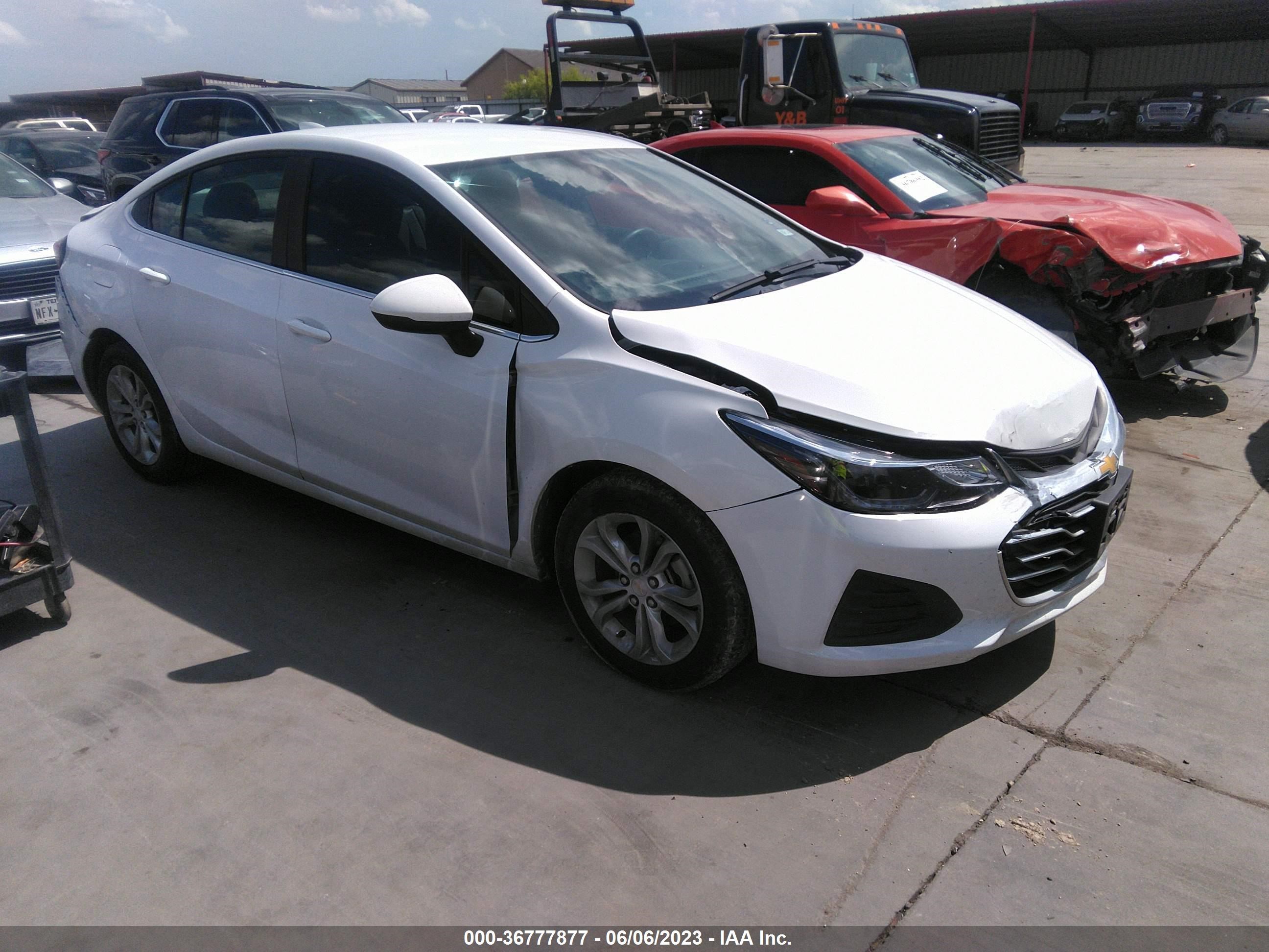 CHEVROLET CRUZE 2019 1g1be5sm4k7146752