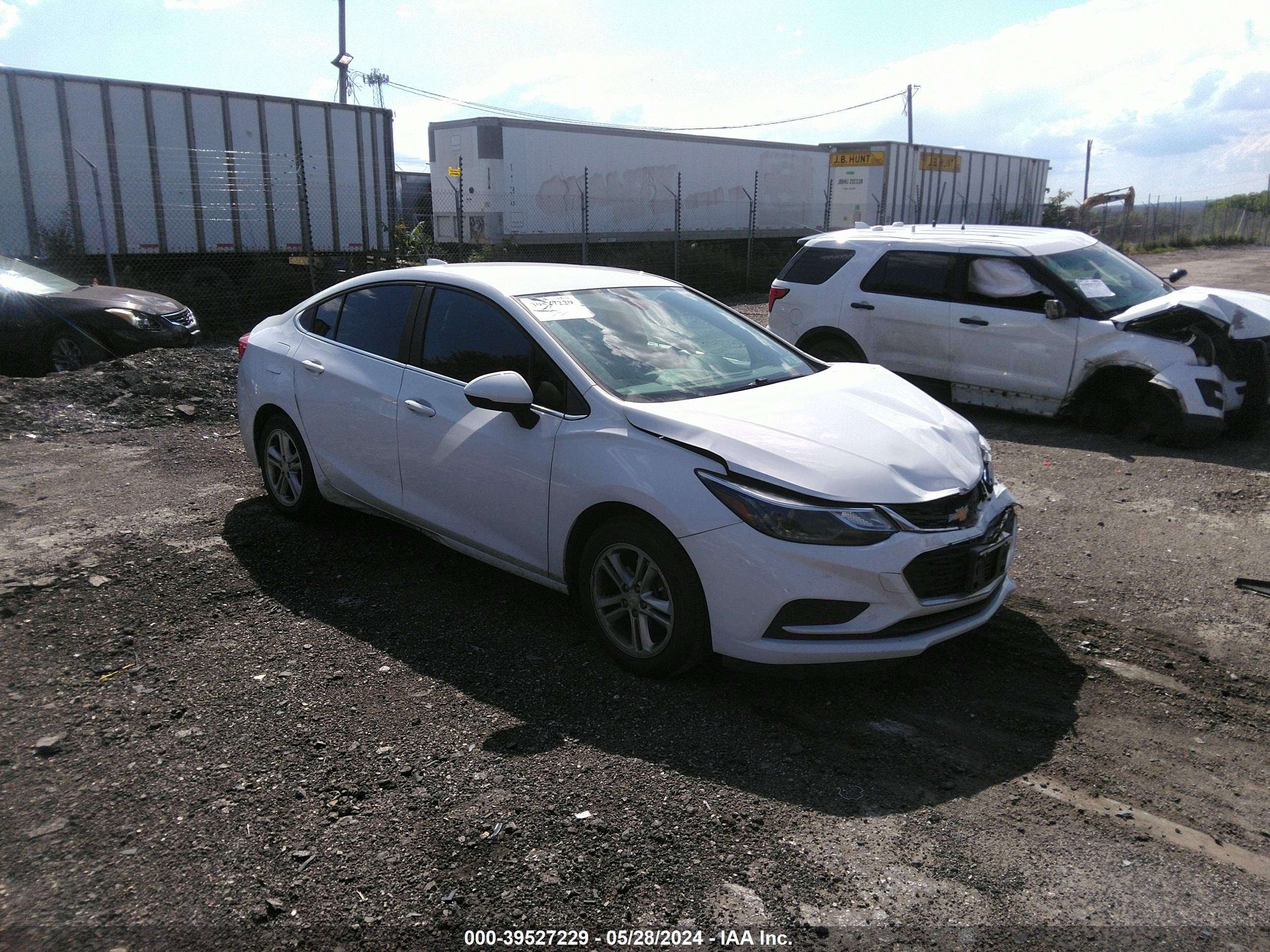 CHEVROLET CRUZE 2017 1g1be5sm5h7139690