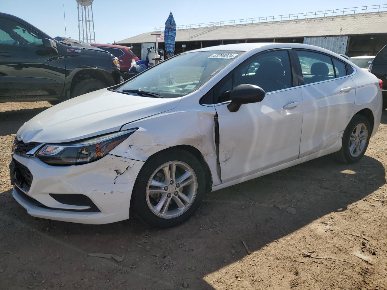 CHEVROLET CRUZE 2018 1g1be5sm5j7118473