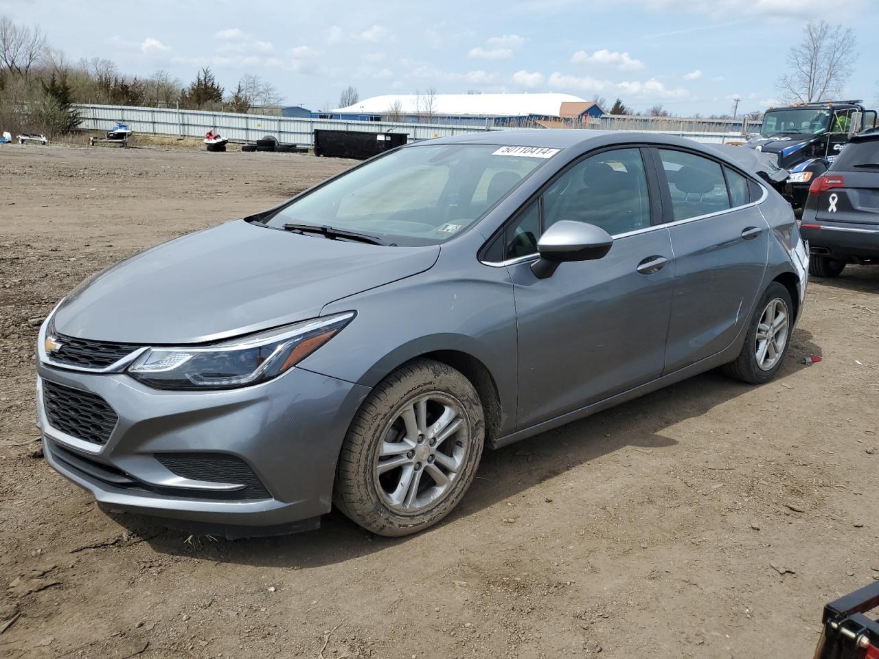 CHEVROLET CRUZE 2018 1g1be5sm5j7135659