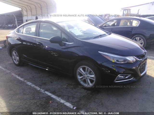 CHEVROLET CRUZE 2018 1g1be5sm5j7141283