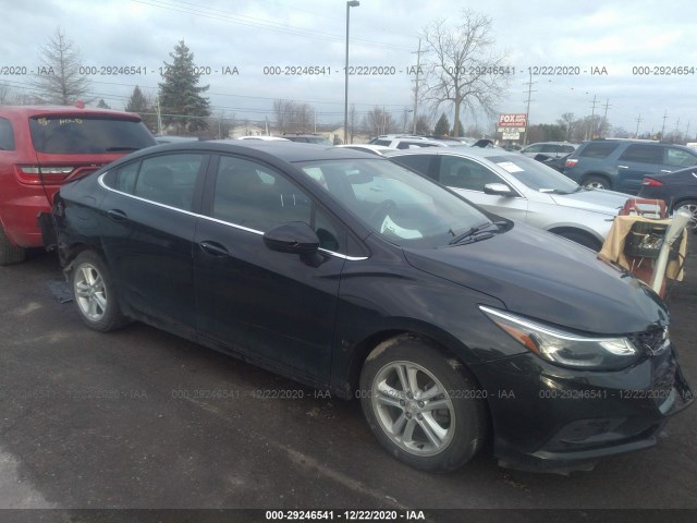 CHEVROLET CRUZE 2018 1g1be5sm5j7179676