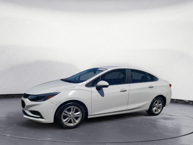 CHEVROLET CRUZE LT 2018 1g1be5sm5j7182738