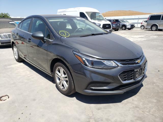 CHEVROLET CRUZE LT 2018 1g1be5sm5j7193027